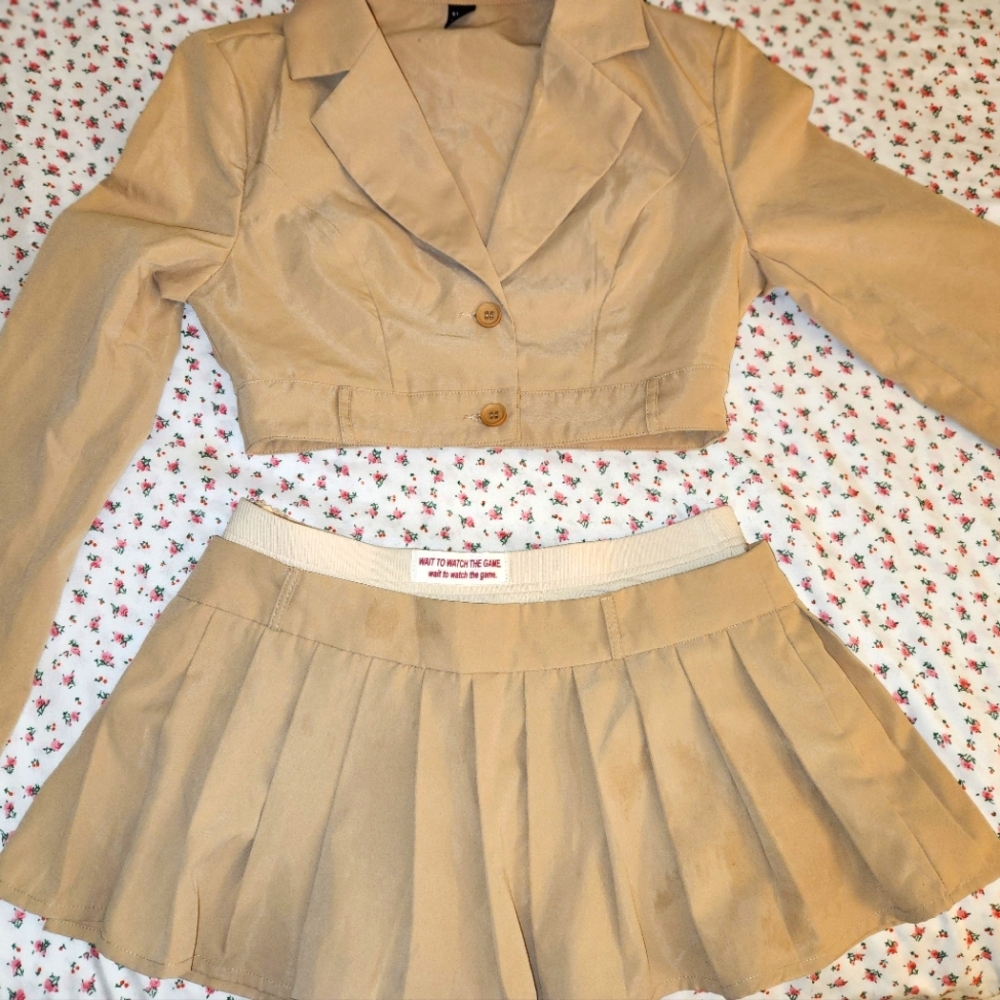 Outfit  jacket and micro mini skirt set size small super cute  new never worn.